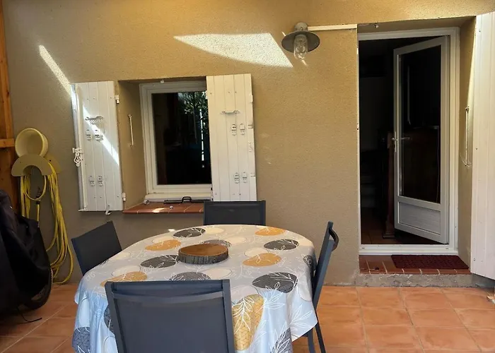 Ferienhaus Mas De La Morvenede