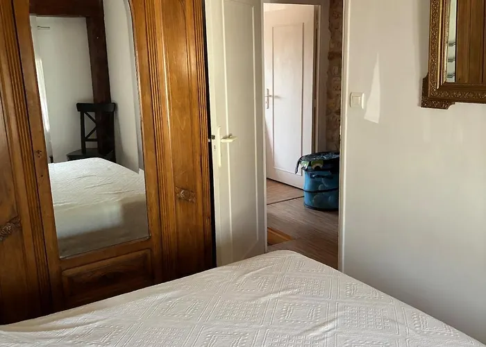 Holiday home Mas De La Morvenede
